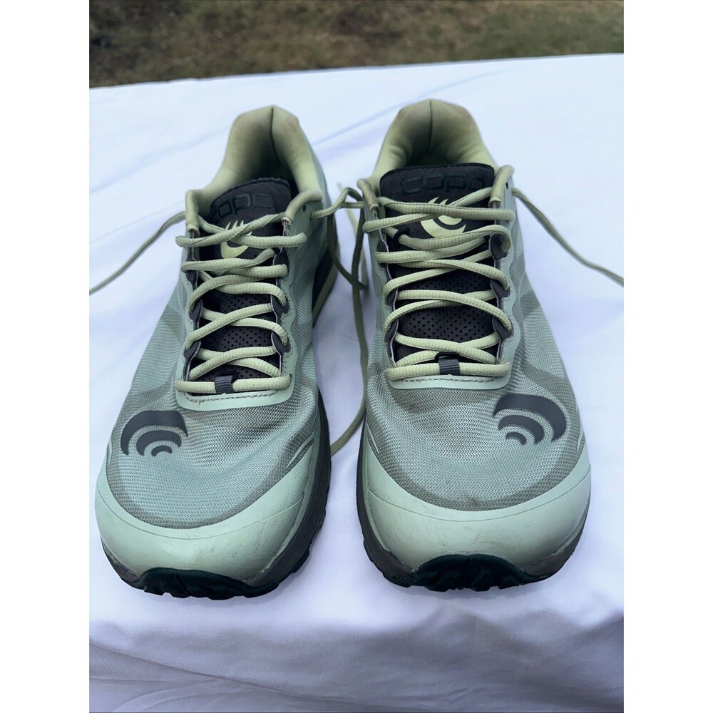 Topo Mountain Racer 2 Moss Green Running Shoes Women's 11 M Vibram MTN 5mm Drop